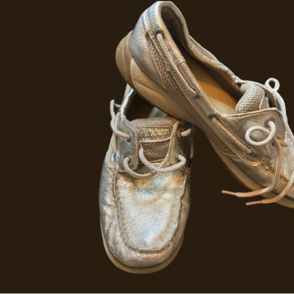 Sperrys size 8 - Picture 4 of 4